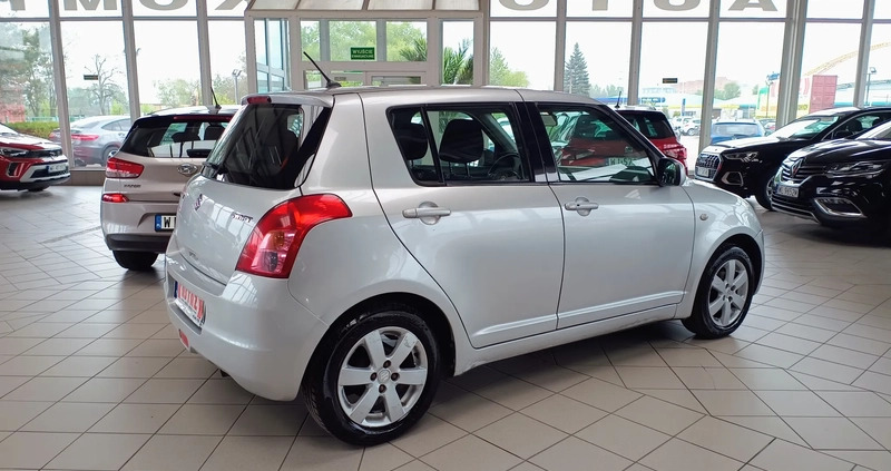 Suzuki Swift cena 11900 przebieg: 246000, rok produkcji 2008 z Lądek-Zdrój małe 211